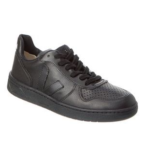 Womens Veja Black Sneakers